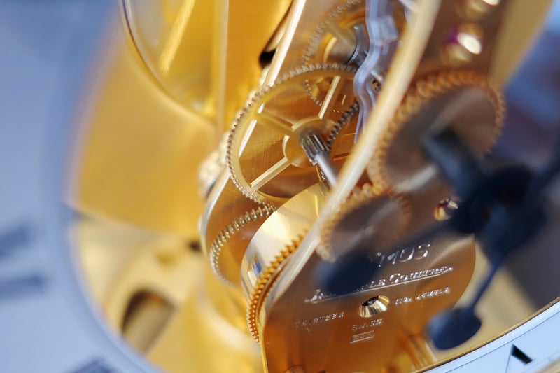 Time Warp Mechanisms